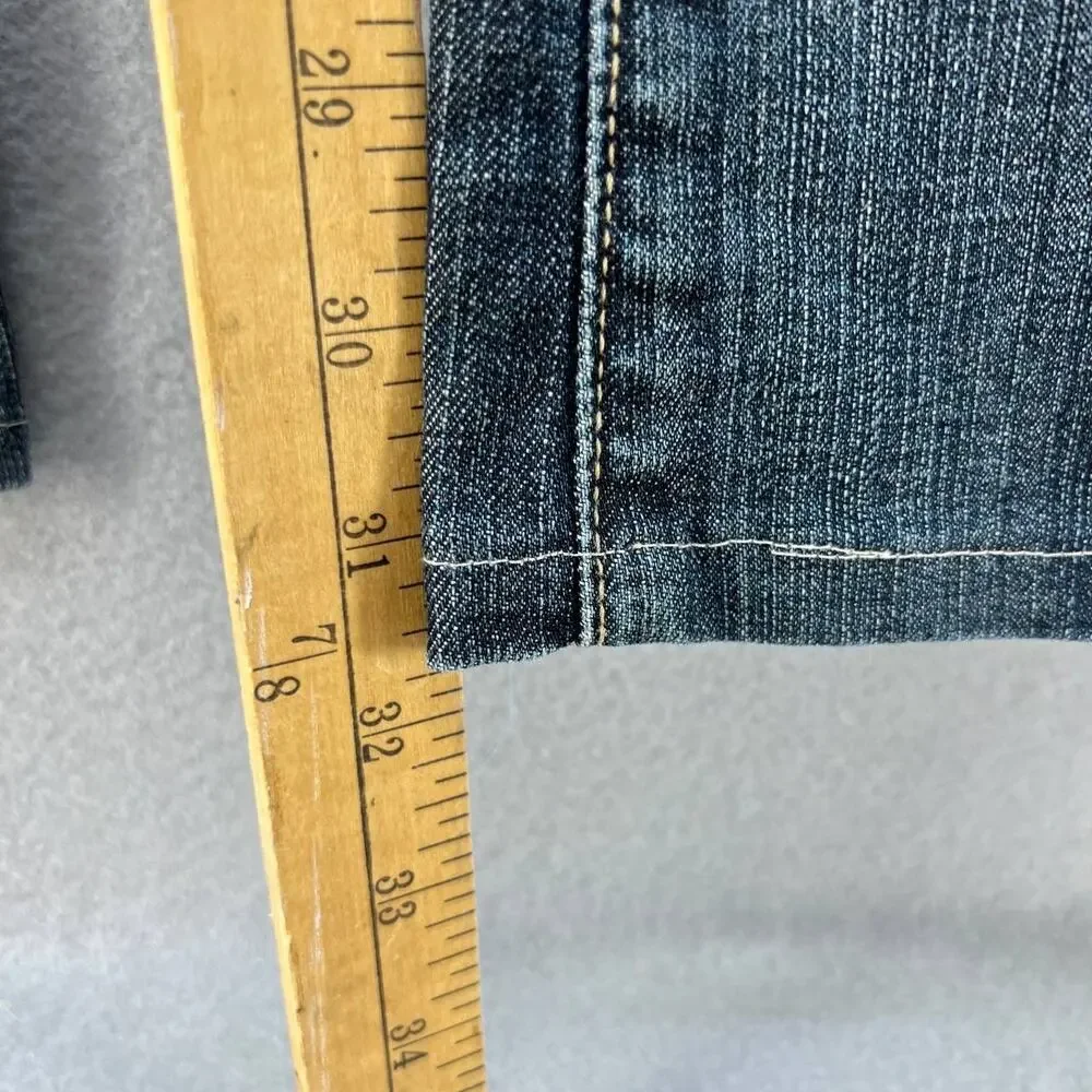 David Kahn Women's Nikki Flare Denim Jeans Size 27 (4) Medium Wash - Picture 5 of 15